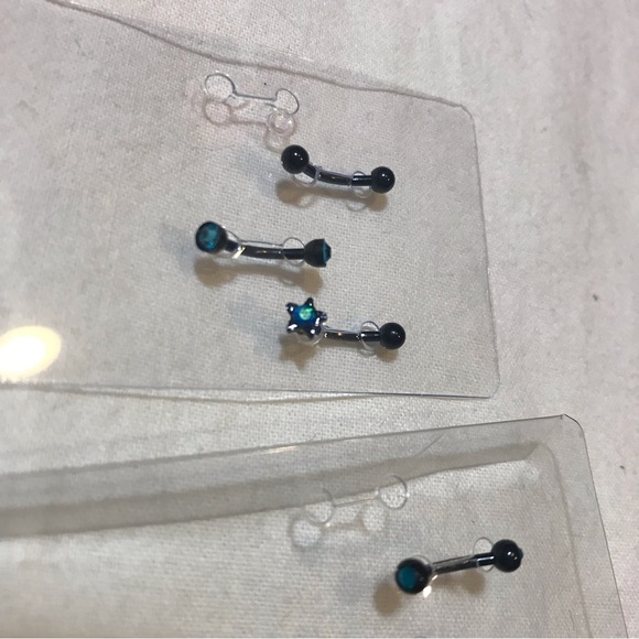 FREE * Morbid Metals NEW Eyebrow Vertical Labret Piercing Balls Stars Rhinestone - Picture 8 of 8